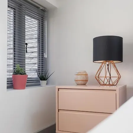 The Scouse House - Air Host & Stay - Quirky 2 Bedroom Liverpool Exterior photo